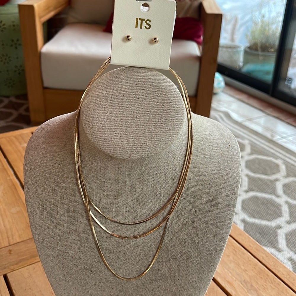 ITS | Gold-Tone Herringbone Layered Necklace & Earrings